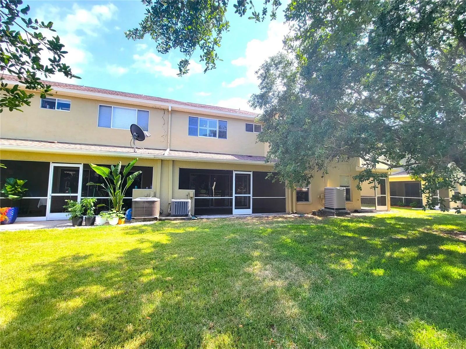 11237 KAPOK GRAND CIR