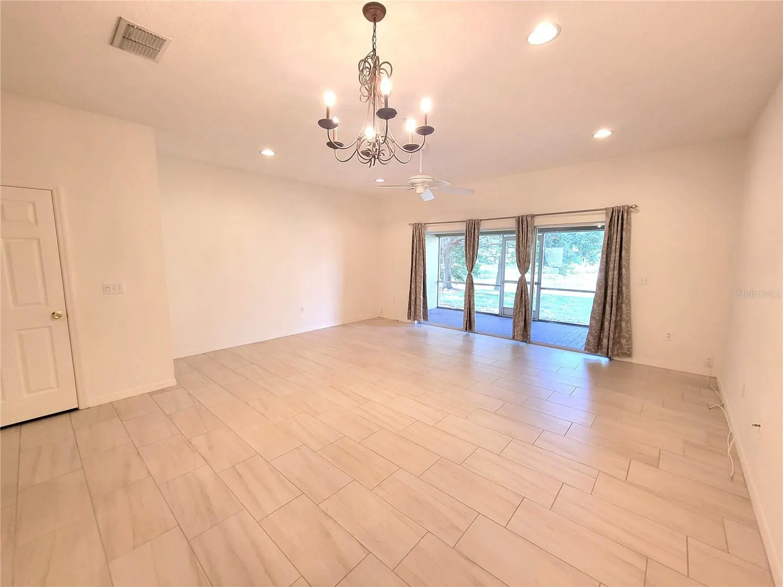 11237 KAPOK GRAND CIR