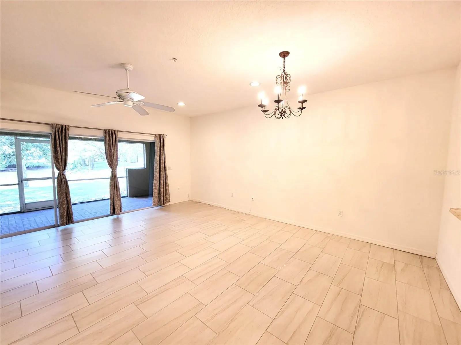 11237 KAPOK GRAND CIR