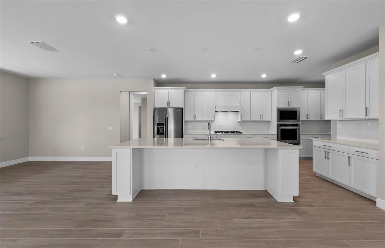 1821 PEPPER GRASS DR