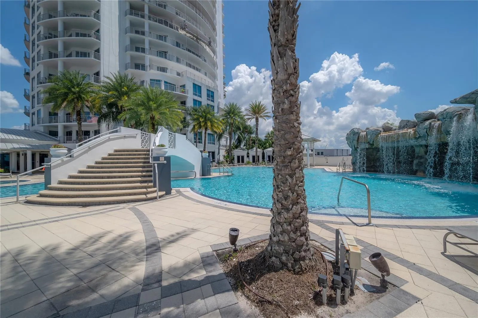449 S 12TH ST #2401, #2401