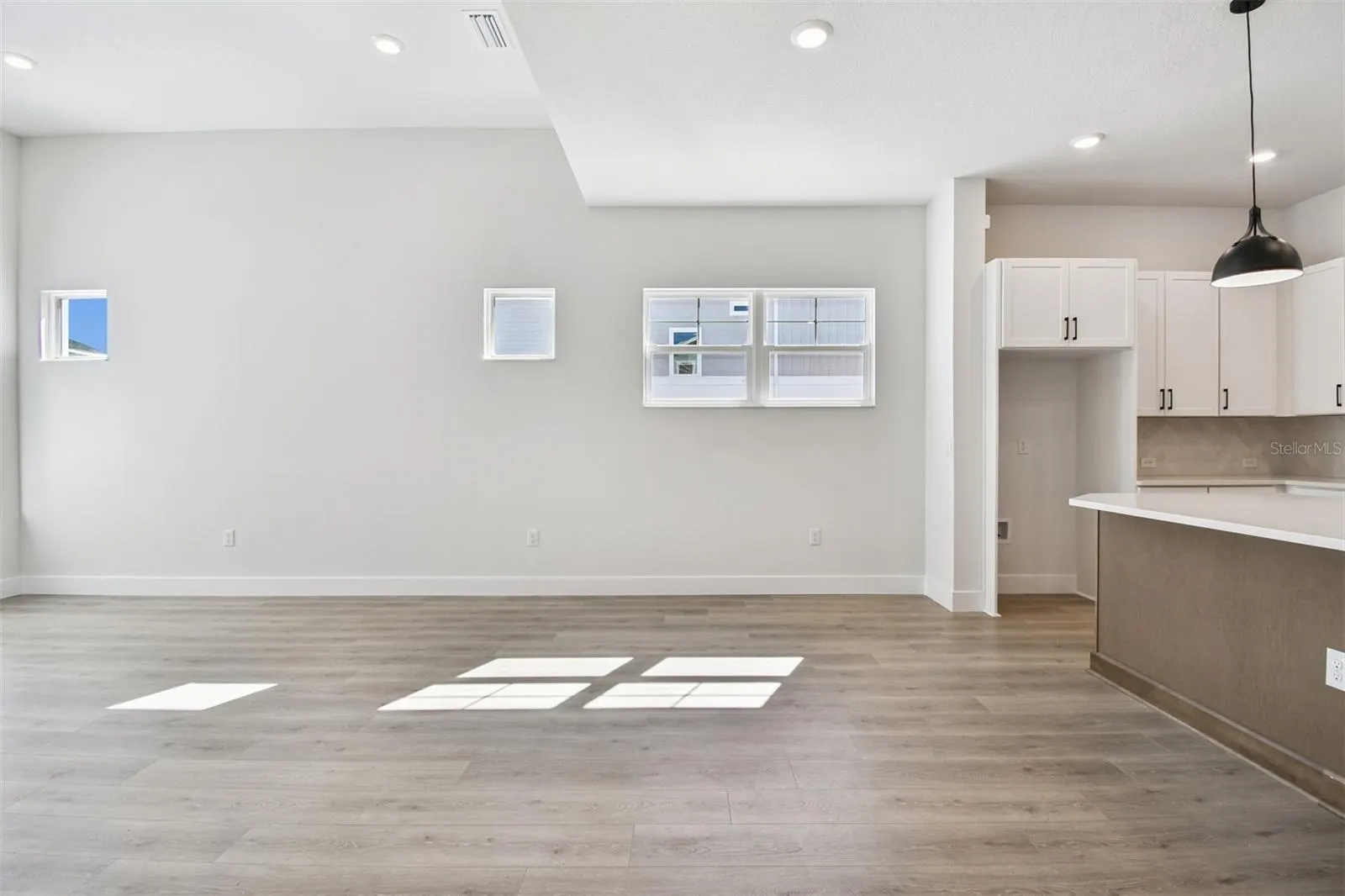 7267 KODIAK LN