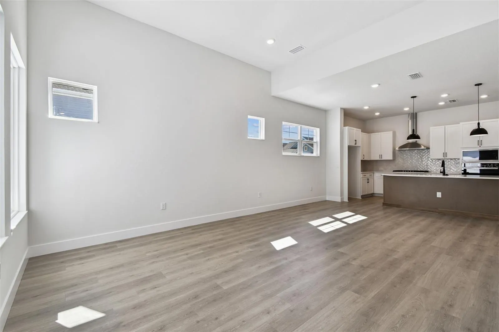 7267 KODIAK LN