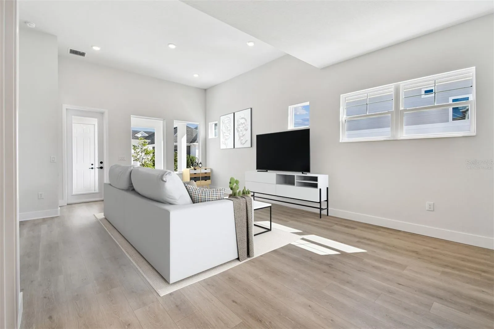 7267 KODIAK LN