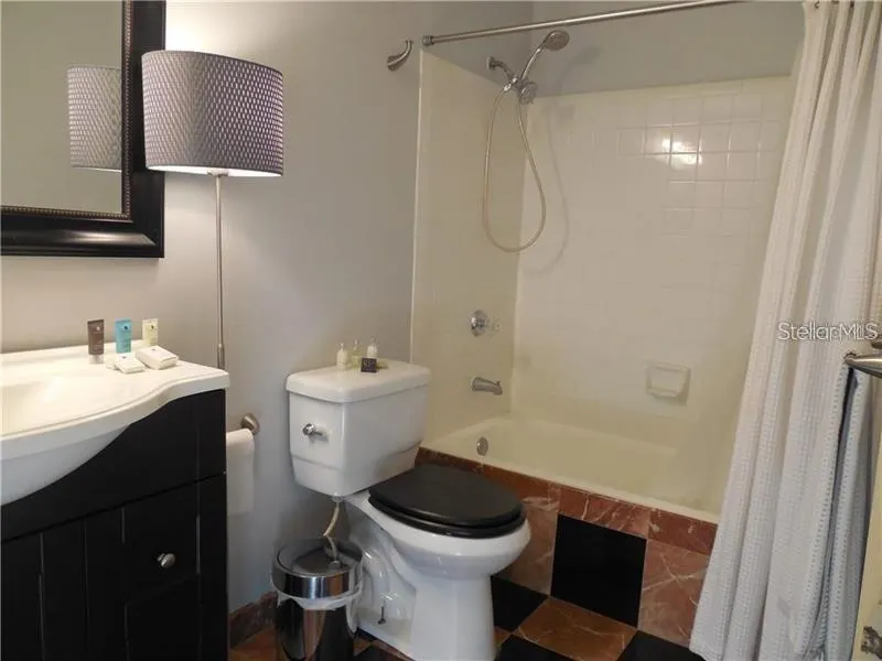 4107 CHATHAM OAK CT #326, #326