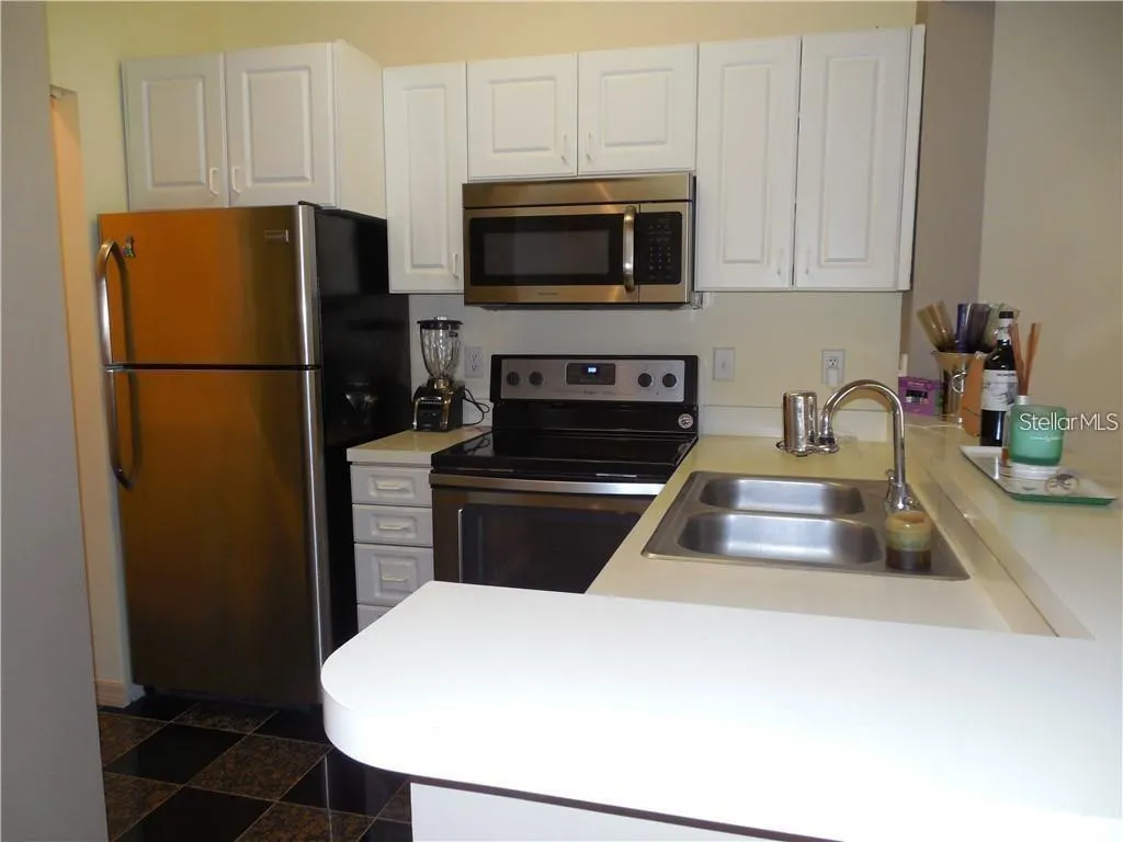 4107 CHATHAM OAK CT #326, #326
