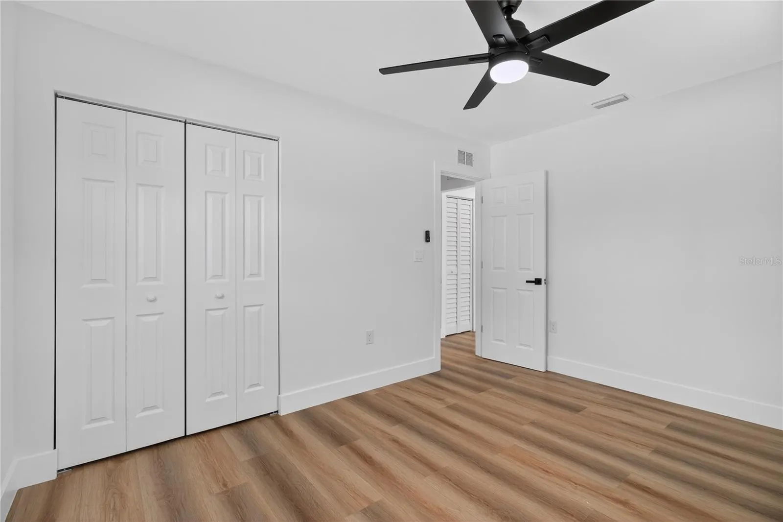 207 MELODY LN