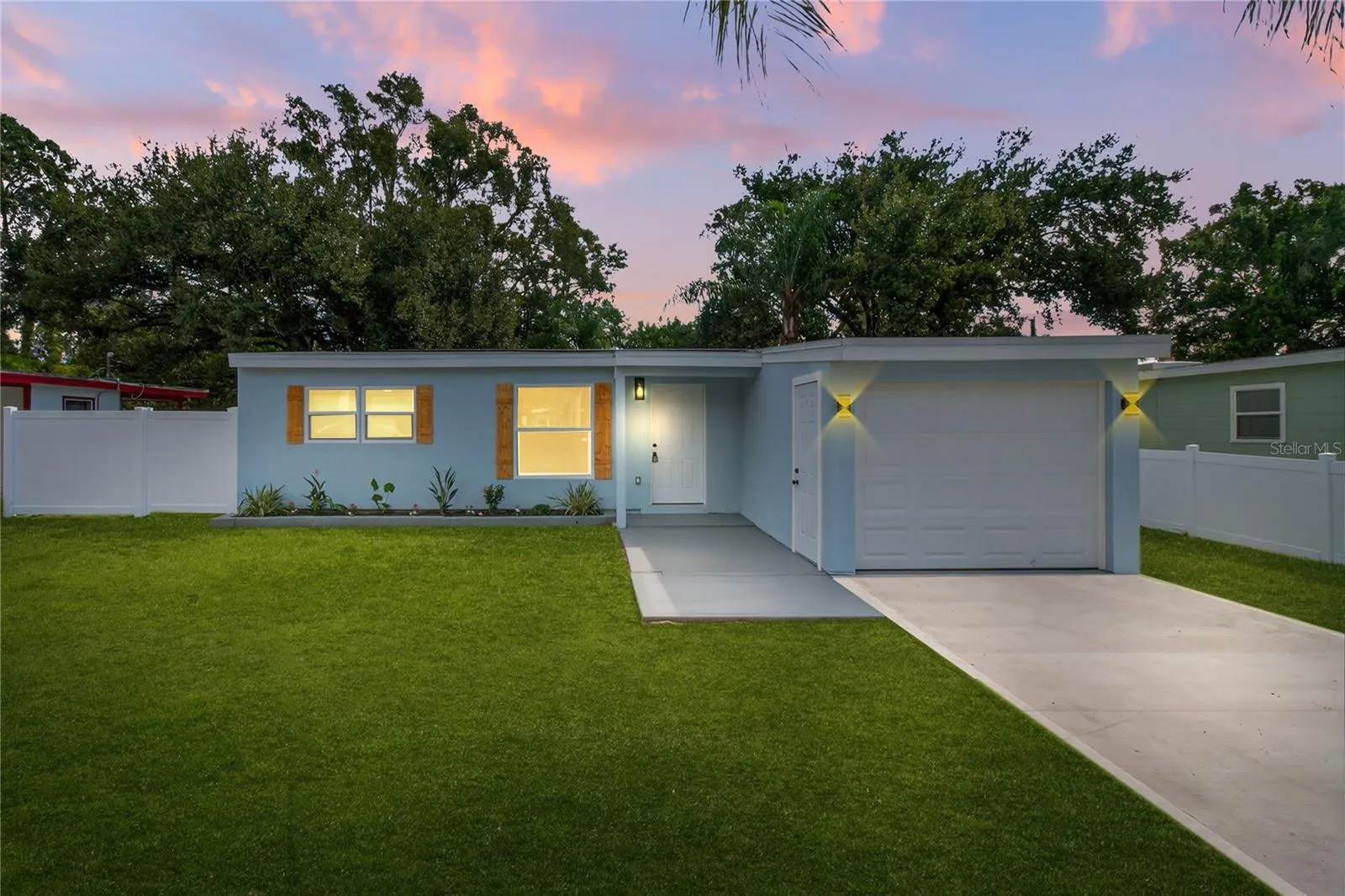 207 MELODY LN