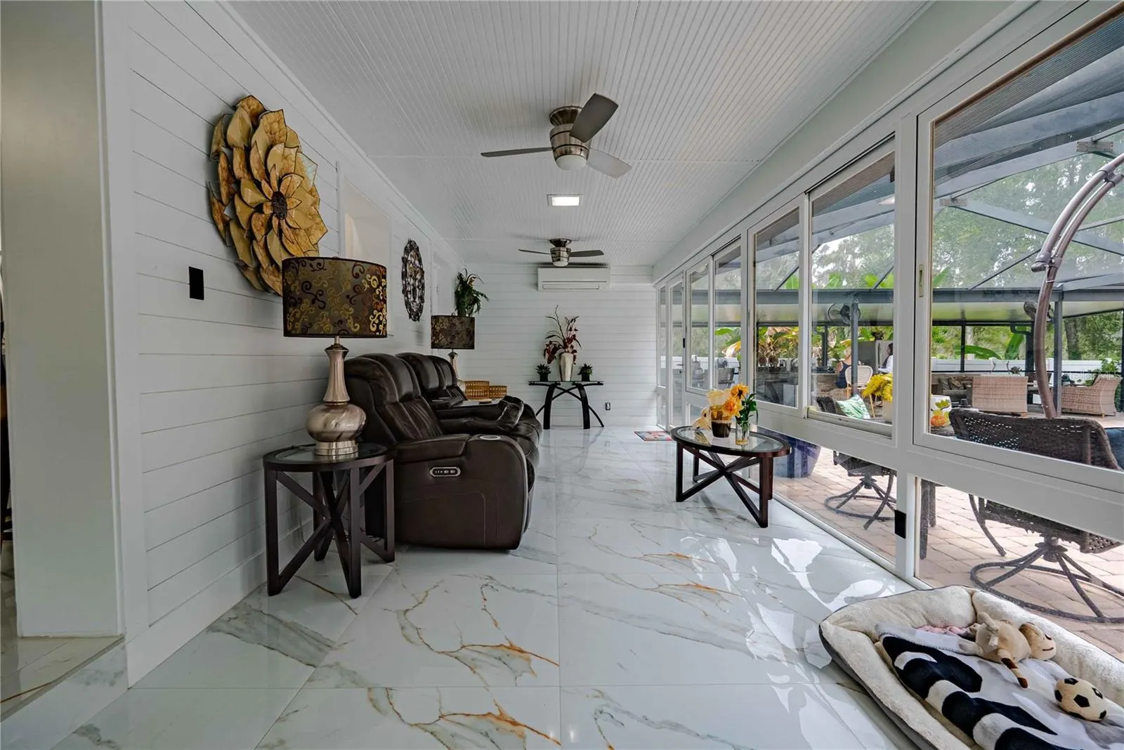 8020 SHARON DR