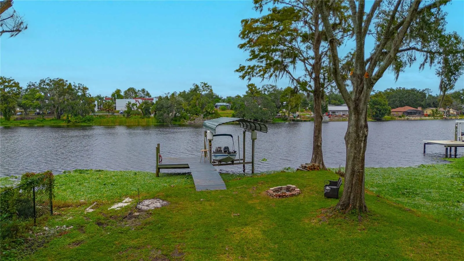 8020 SHARON DR