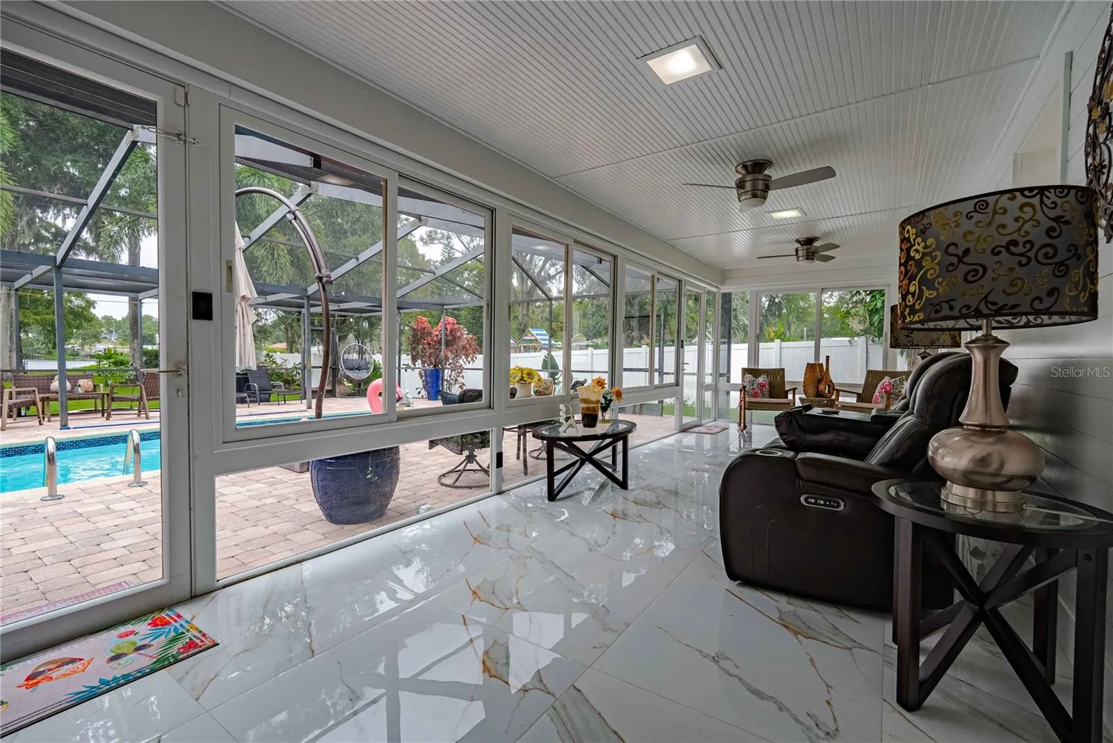 8020 SHARON DR
