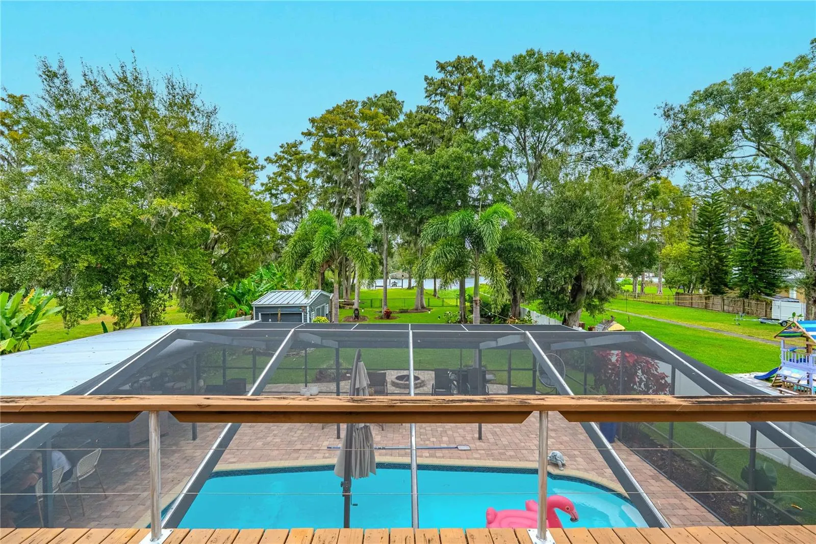 8020 SHARON DR