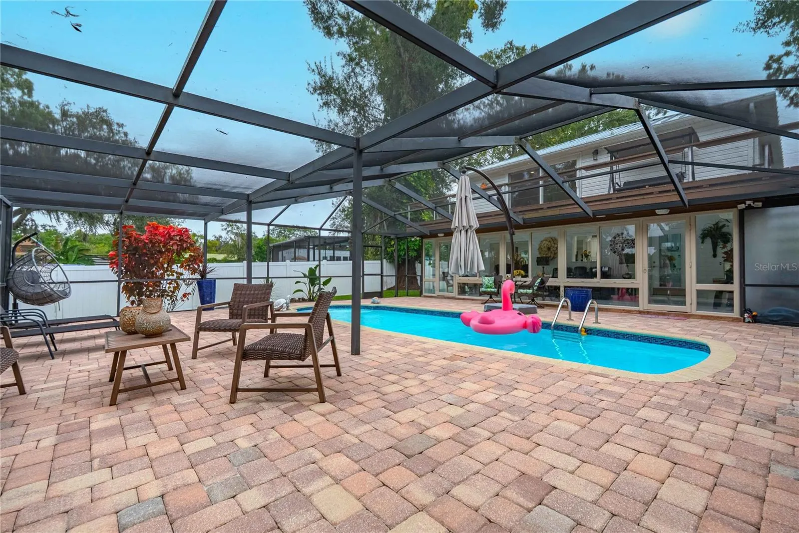 8020 SHARON DR
