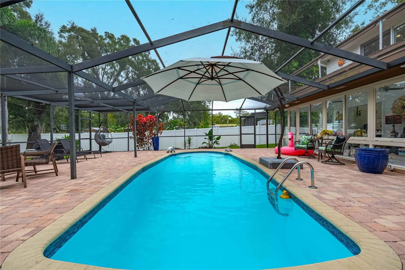 8020 SHARON DR