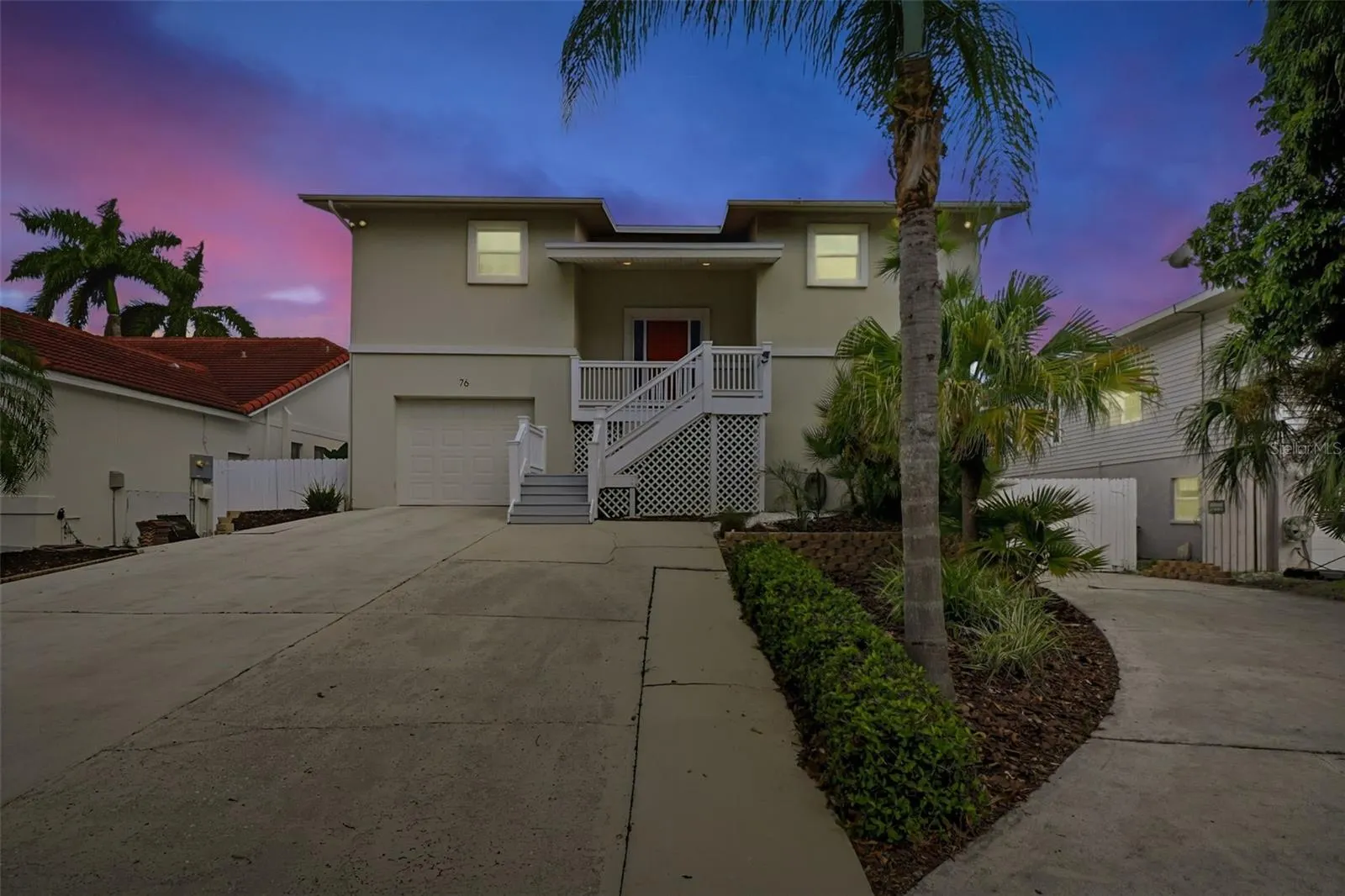 76 GULFWINDS DR