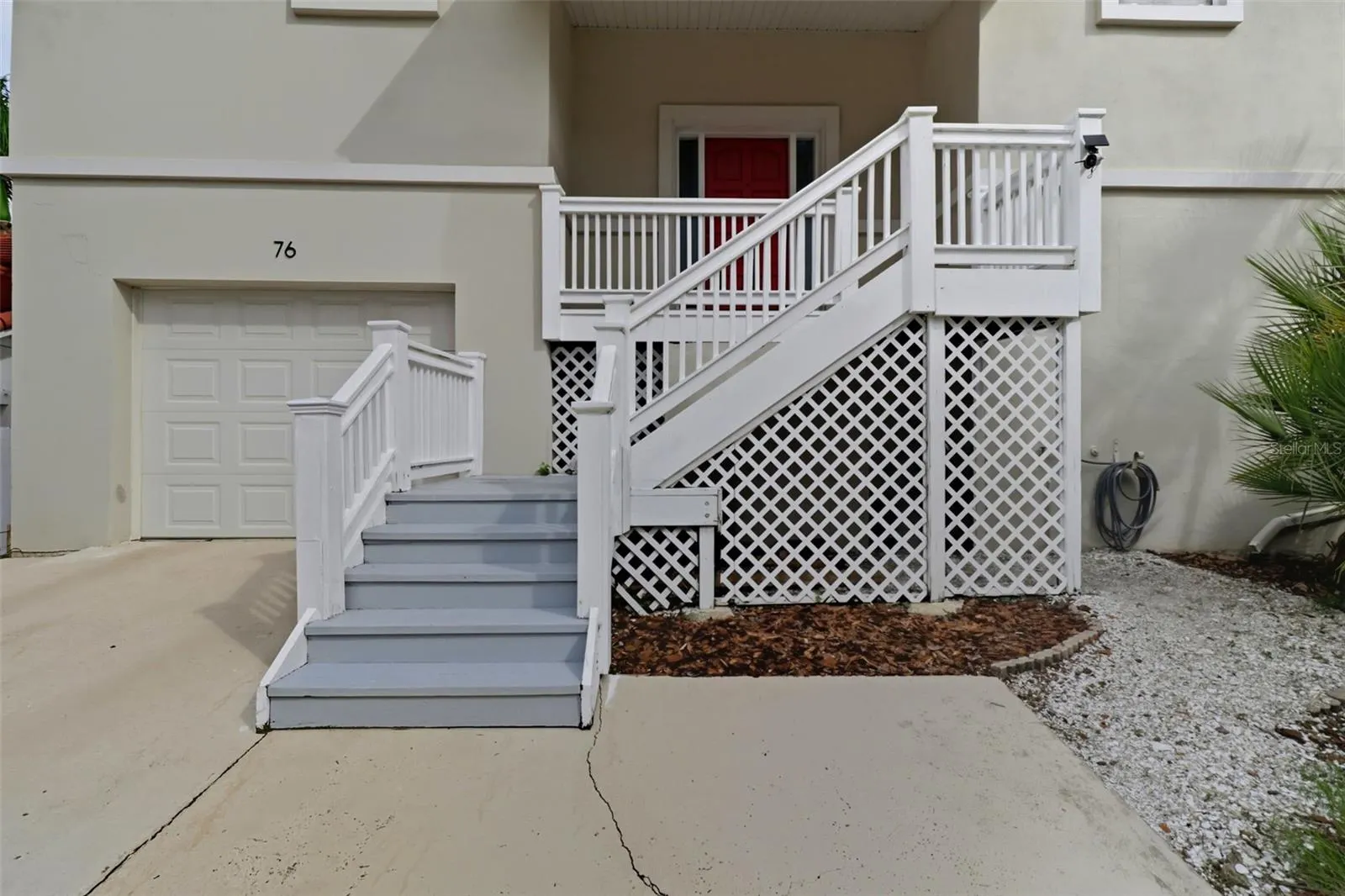 76 GULFWINDS DR