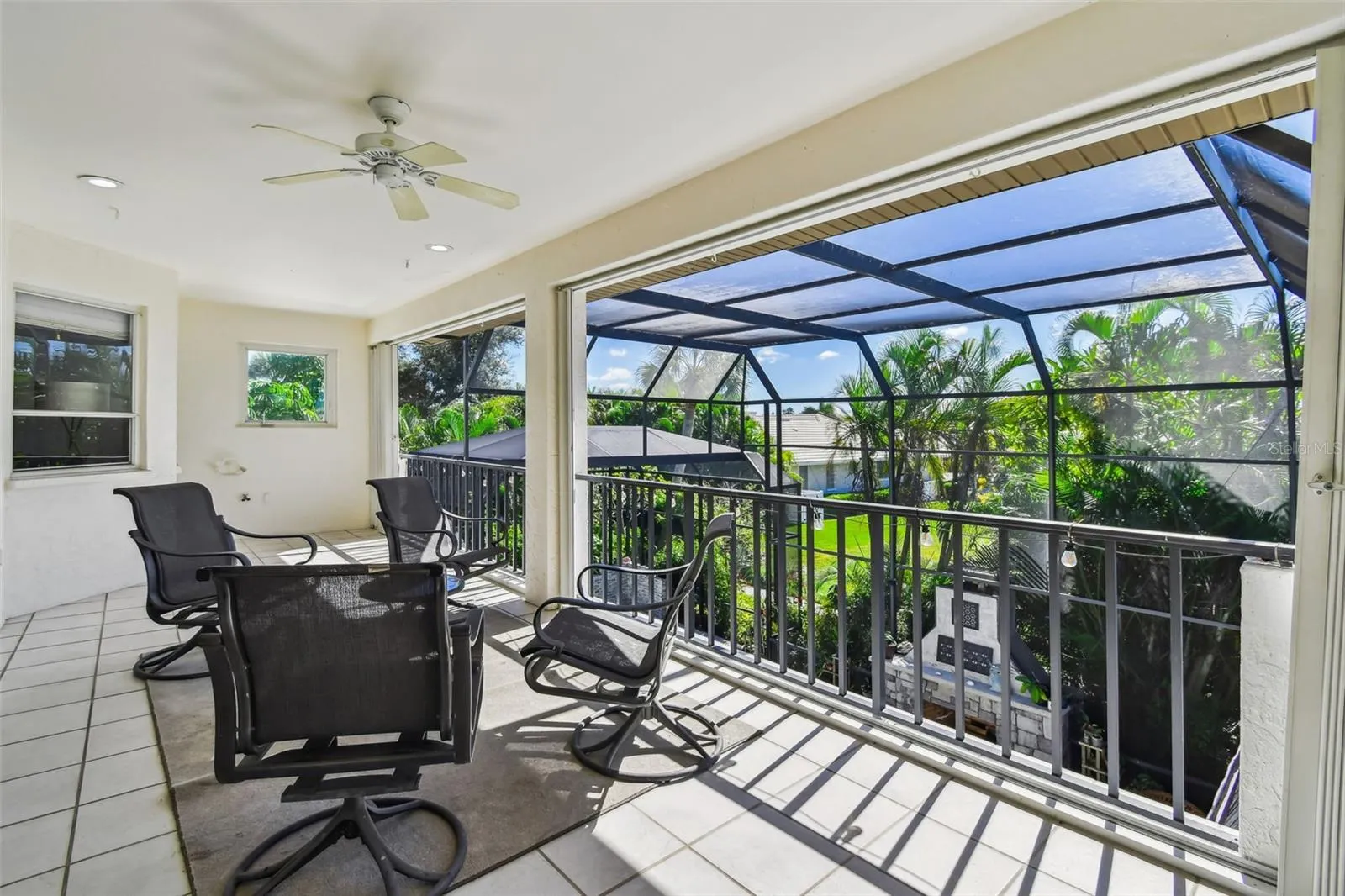 225 HARBOR HOUSE DR