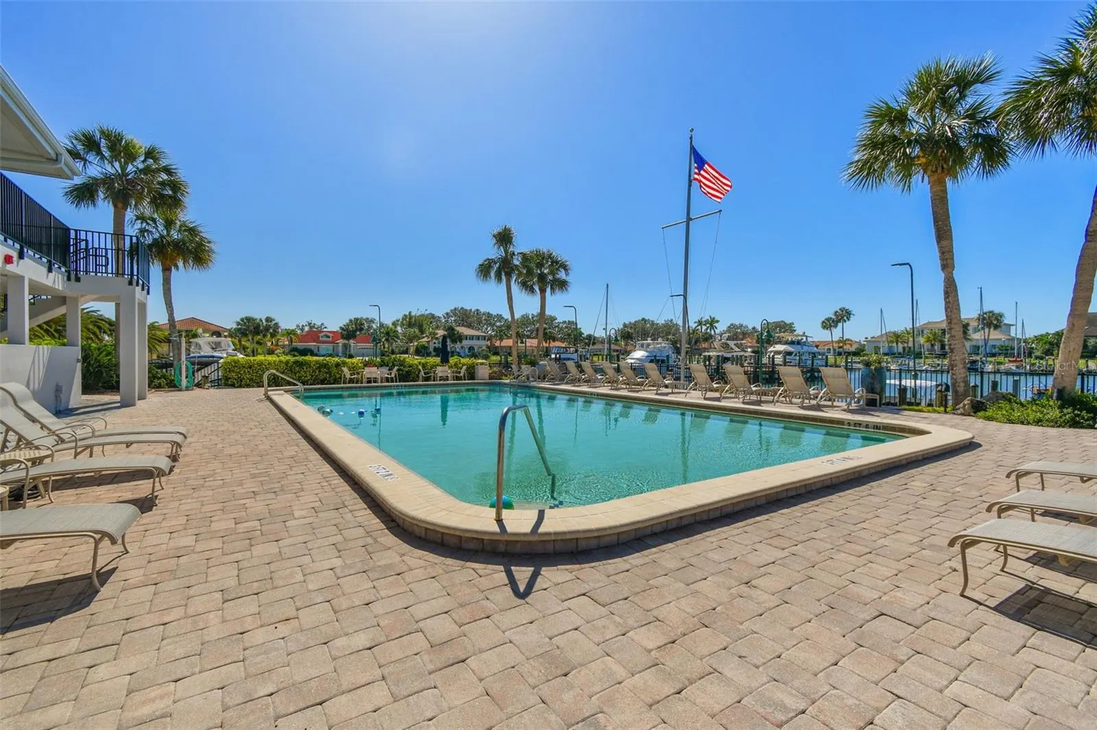 225 HARBOR HOUSE DR
