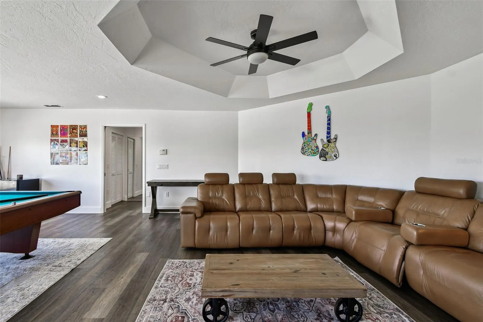 225 HARBOR HOUSE DR
