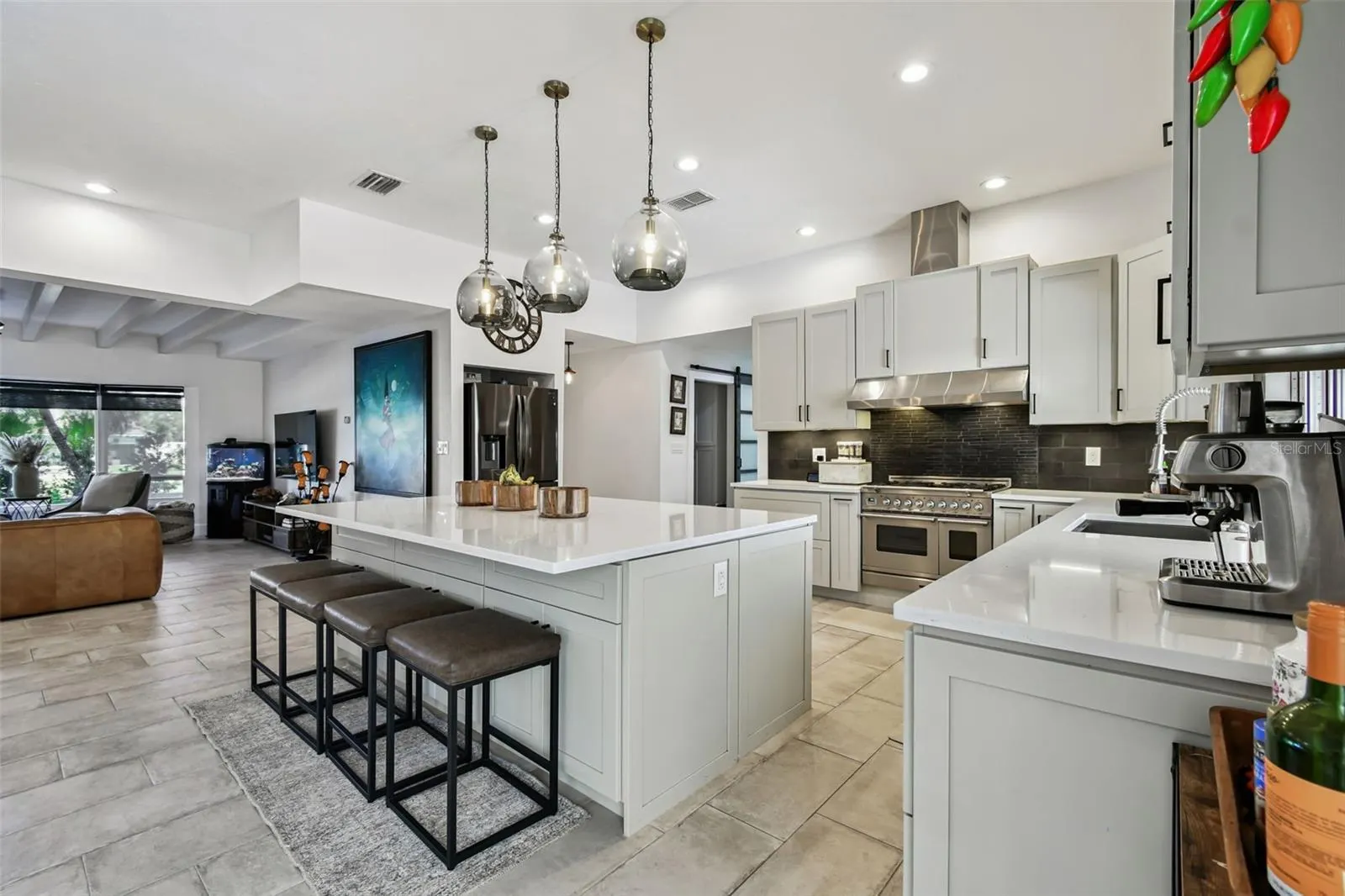 225 HARBOR HOUSE DR