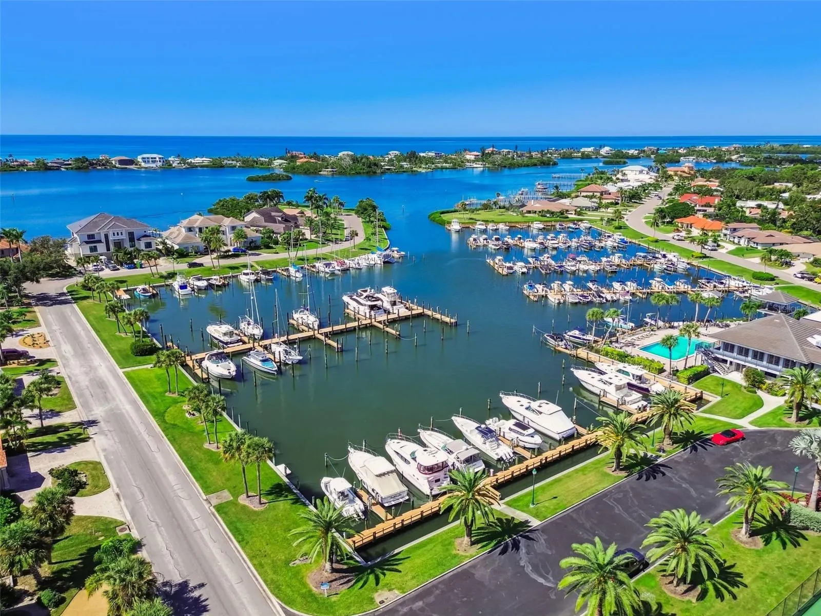 225 HARBOR HOUSE DR