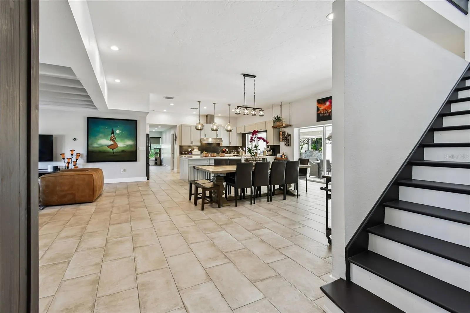 225 HARBOR HOUSE DR