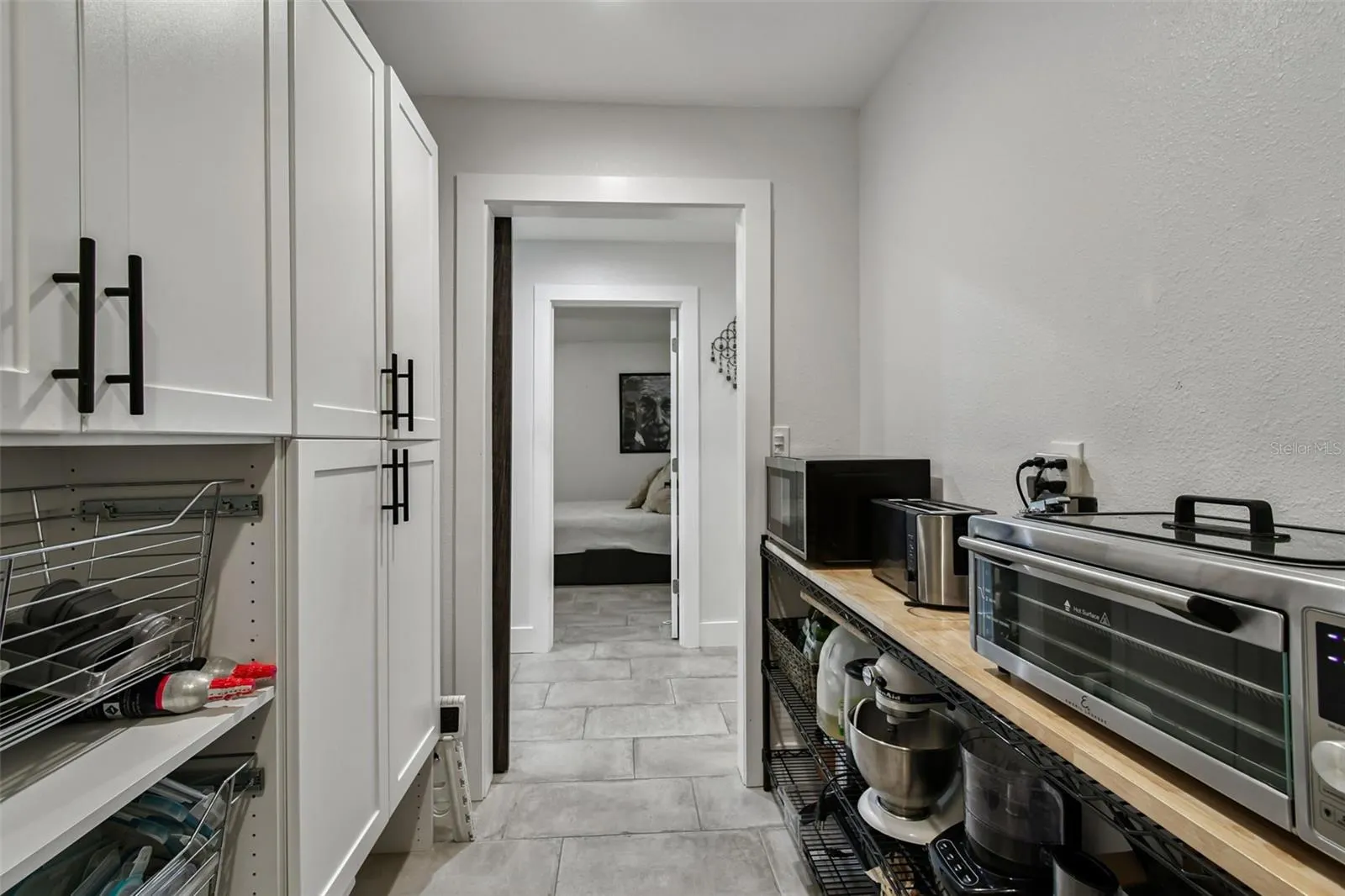 225 HARBOR HOUSE DR