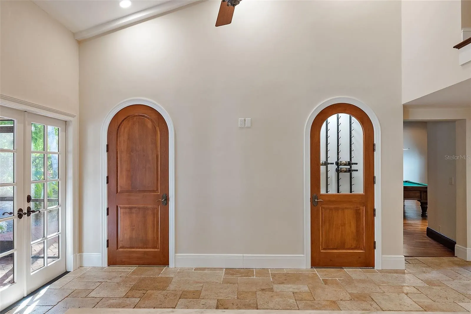 2371 LANDINGS CIR