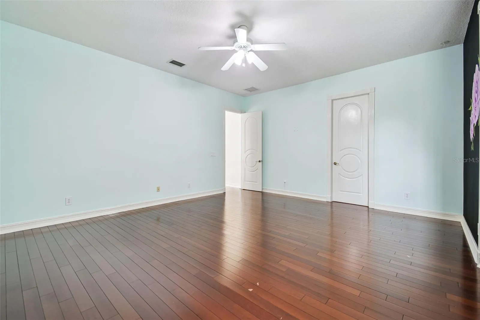 3020 KENSINGTON TRCE