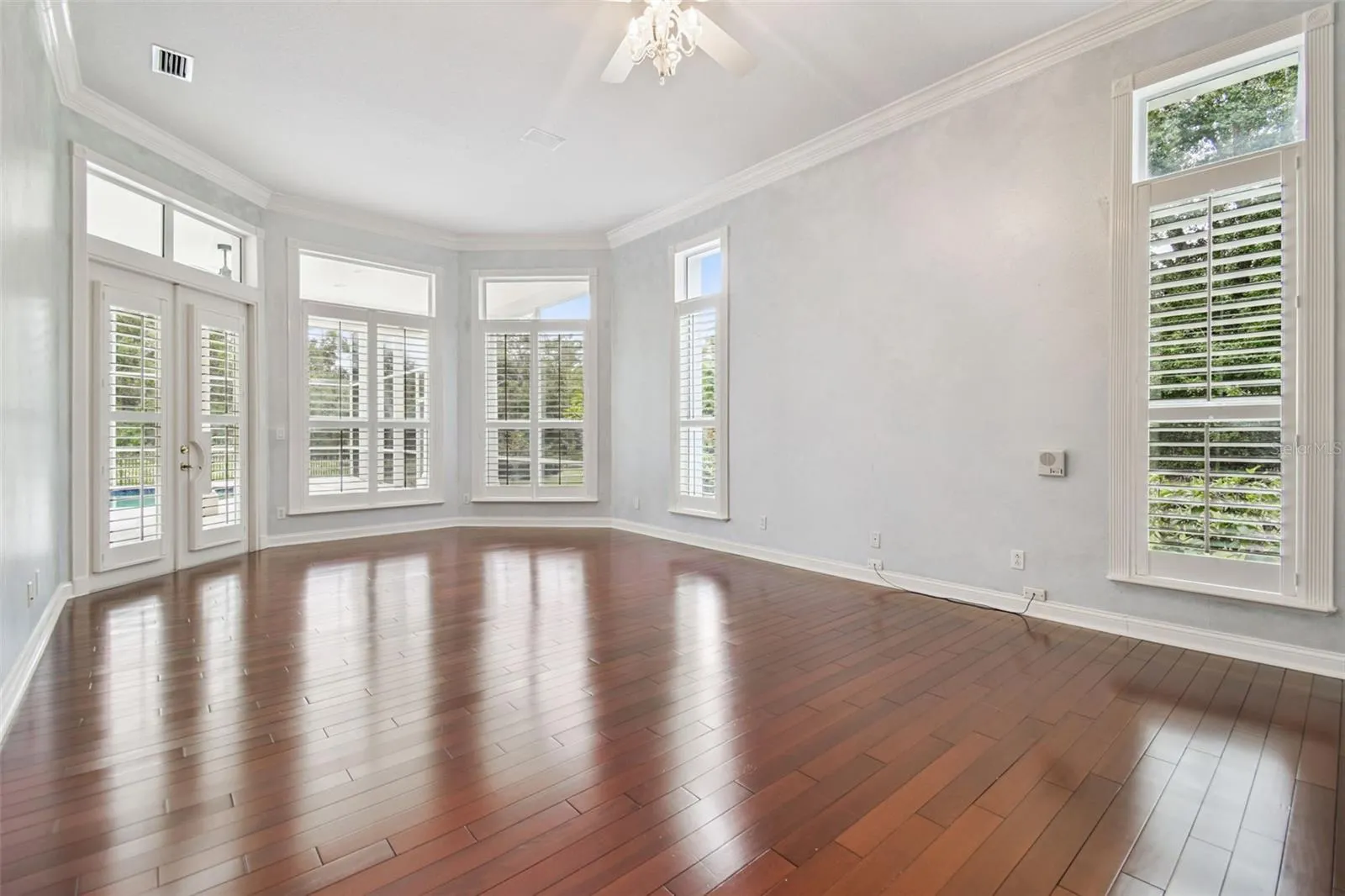 3020 KENSINGTON TRCE