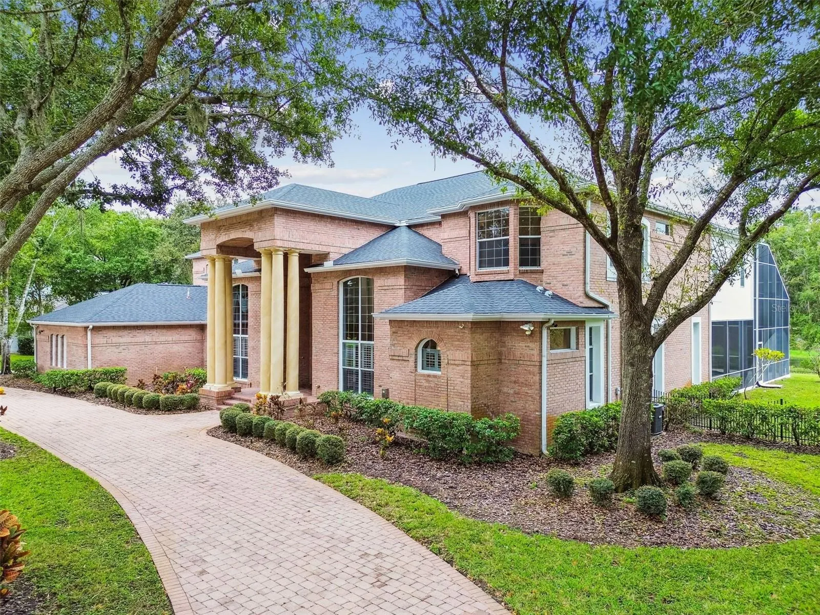 3020 KENSINGTON TRCE