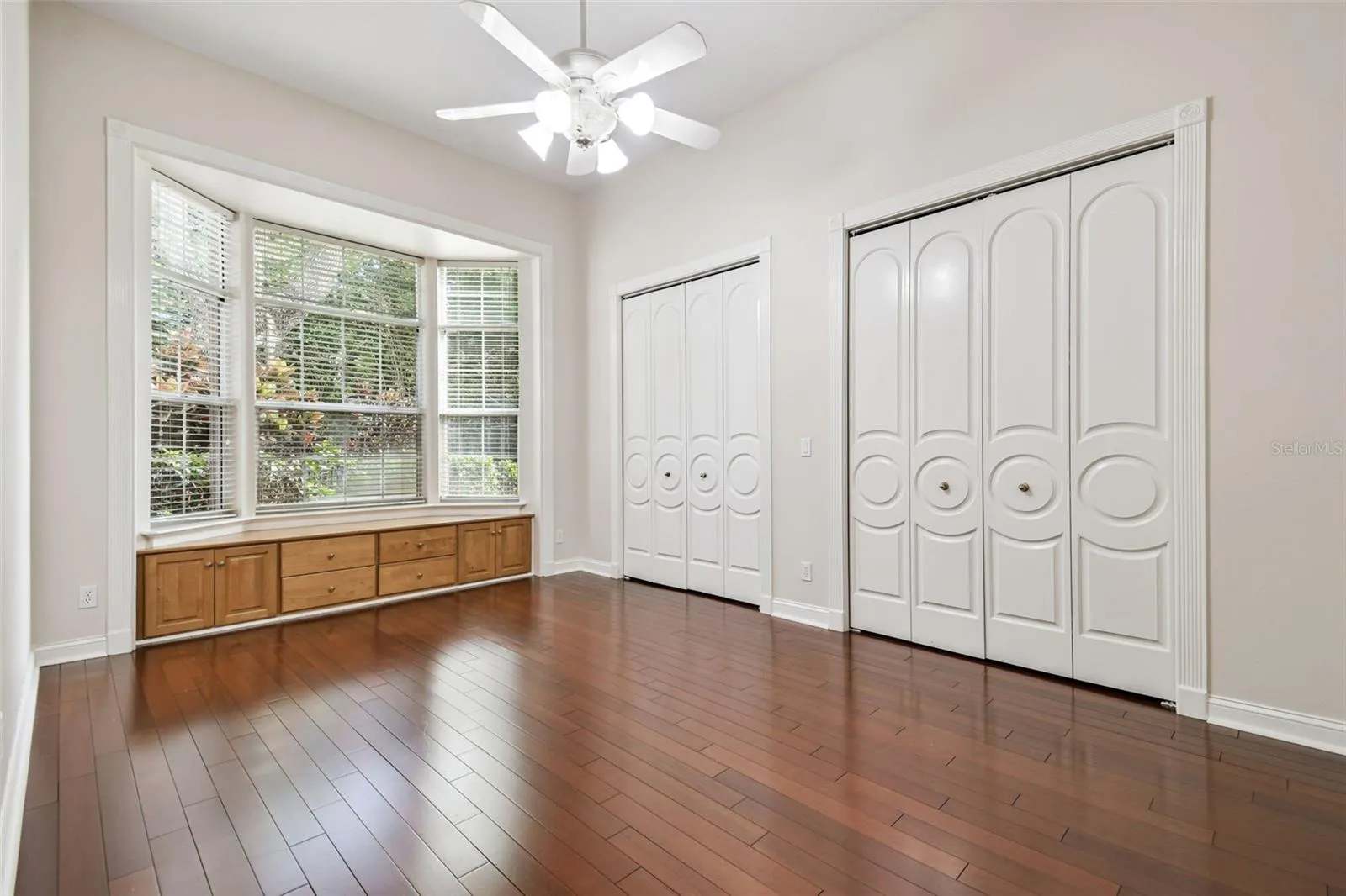 3020 KENSINGTON TRCE