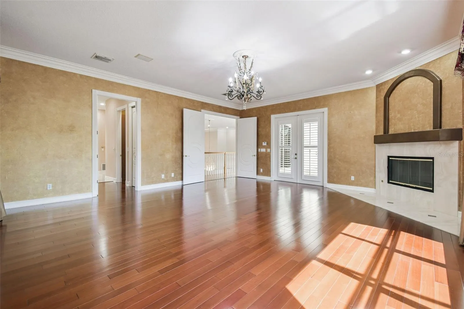 3020 KENSINGTON TRCE