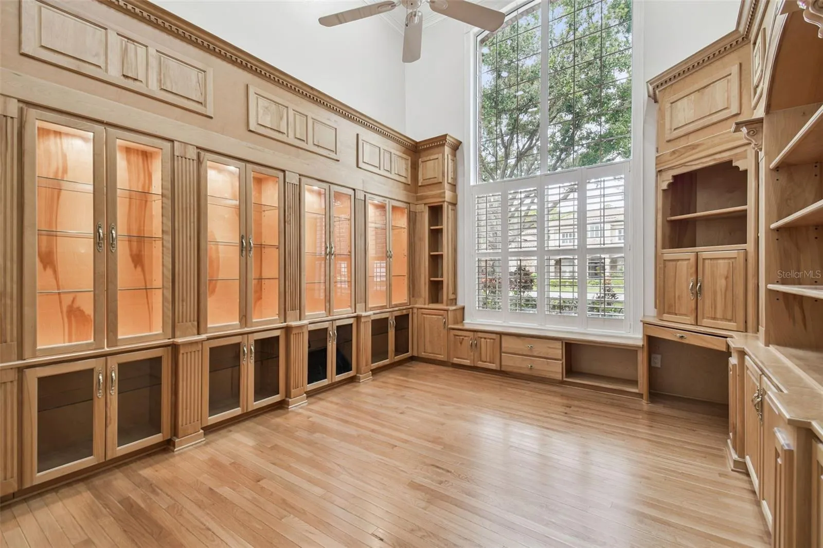 3020 KENSINGTON TRCE