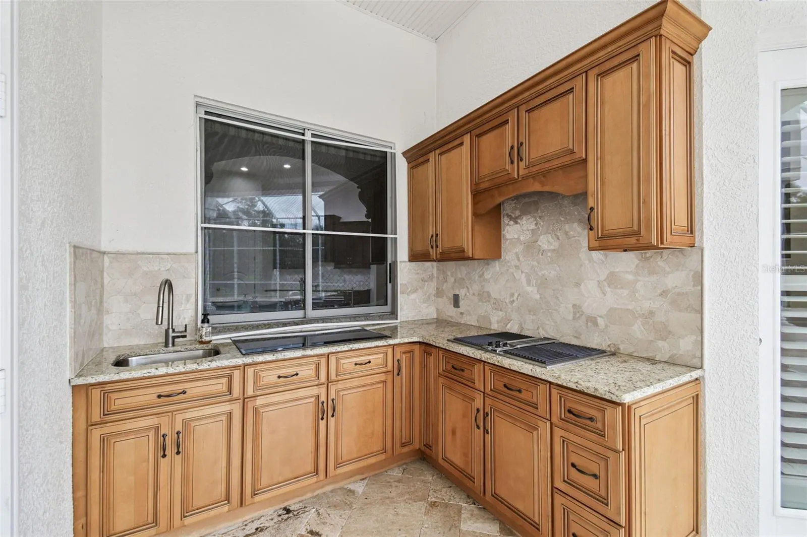3020 KENSINGTON TRCE