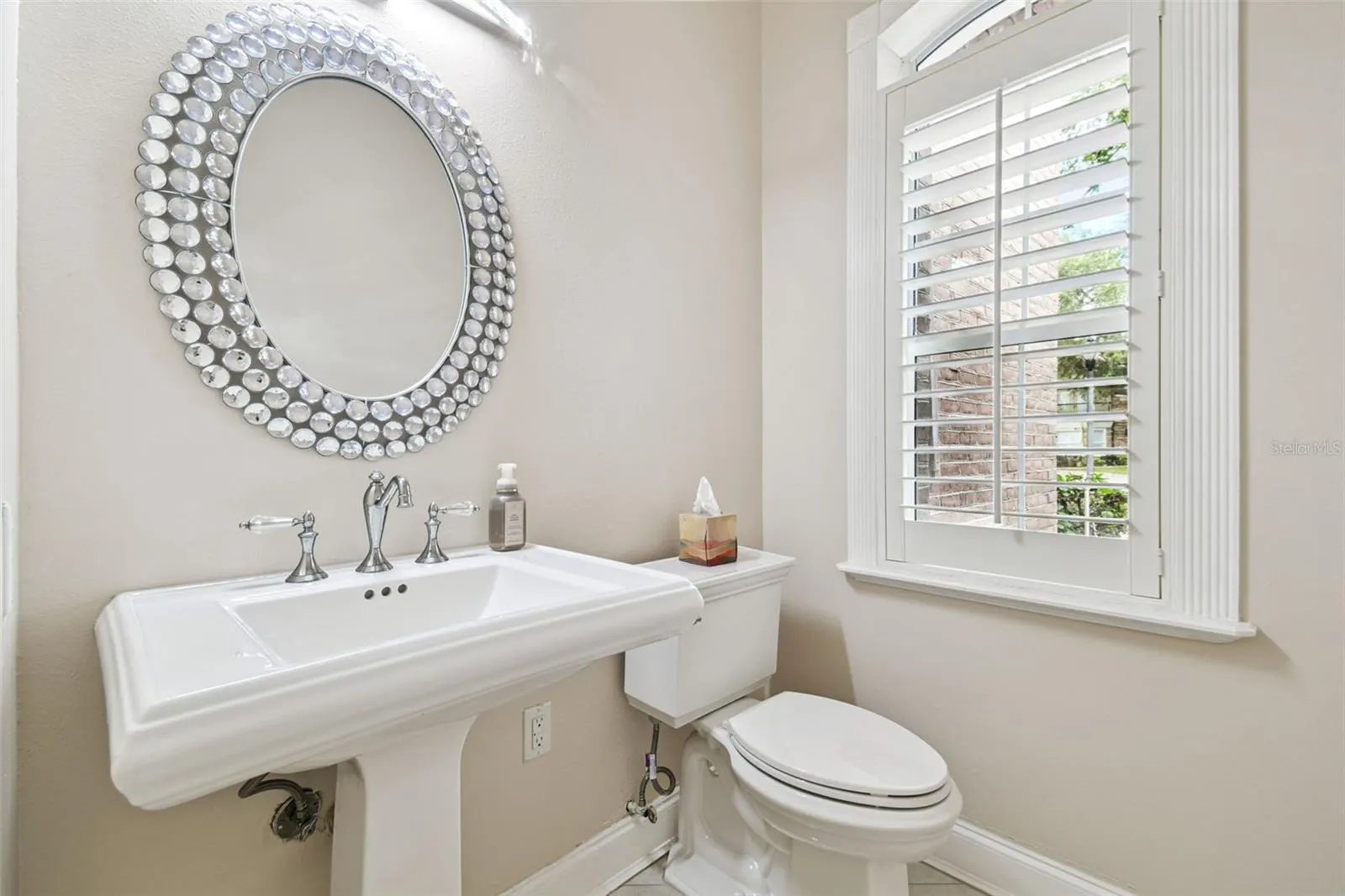 3020 KENSINGTON TRCE
