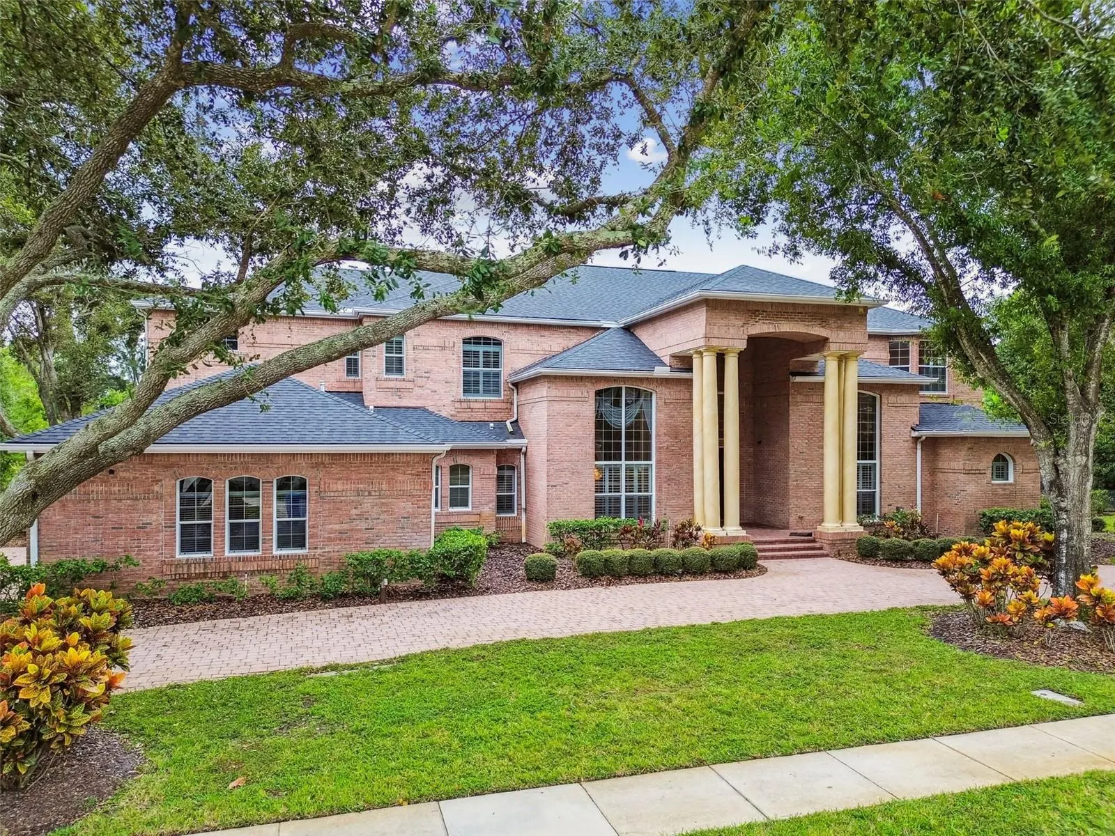 3020 KENSINGTON TRCE