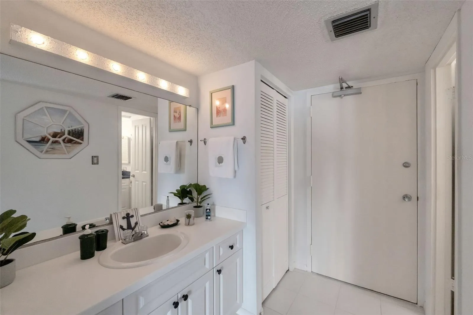 450 S GULFVIEW BLVD #605, #605