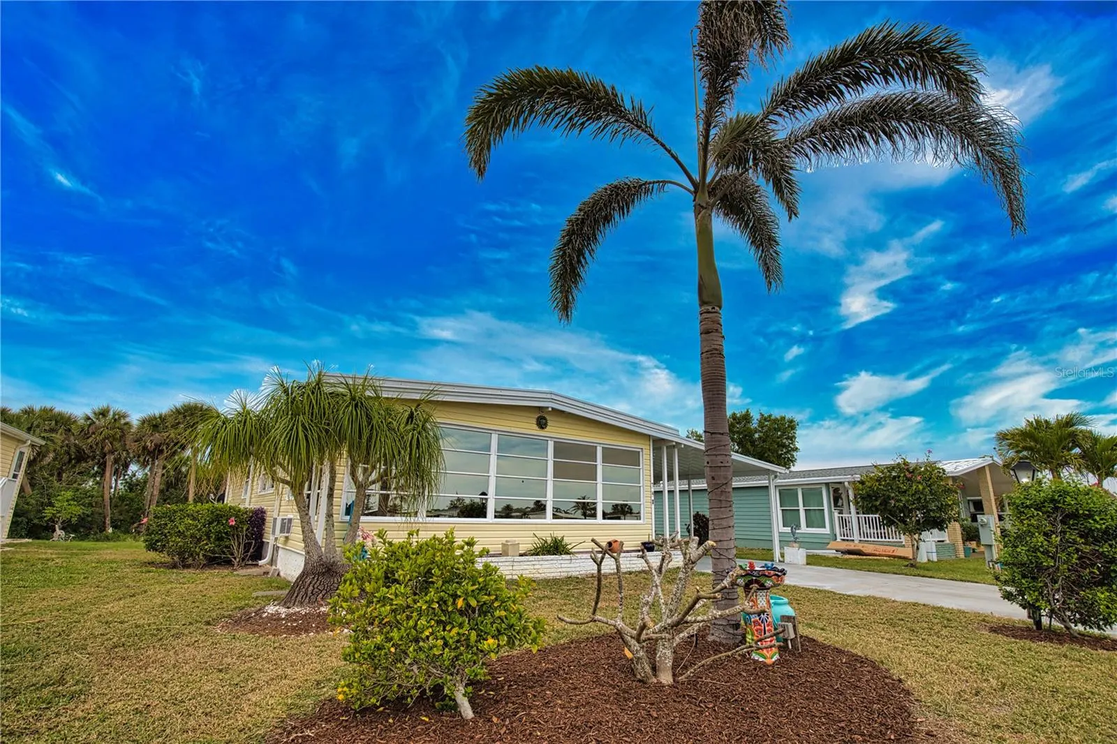 748 SANCHEZ CIR
