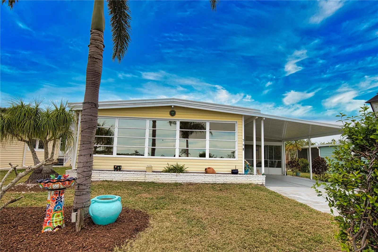 748 SANCHEZ CIR