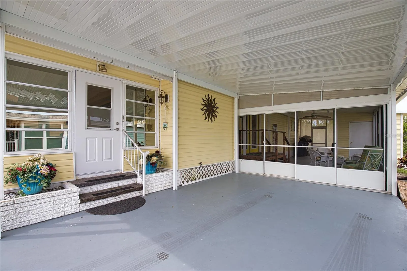 748 SANCHEZ CIR