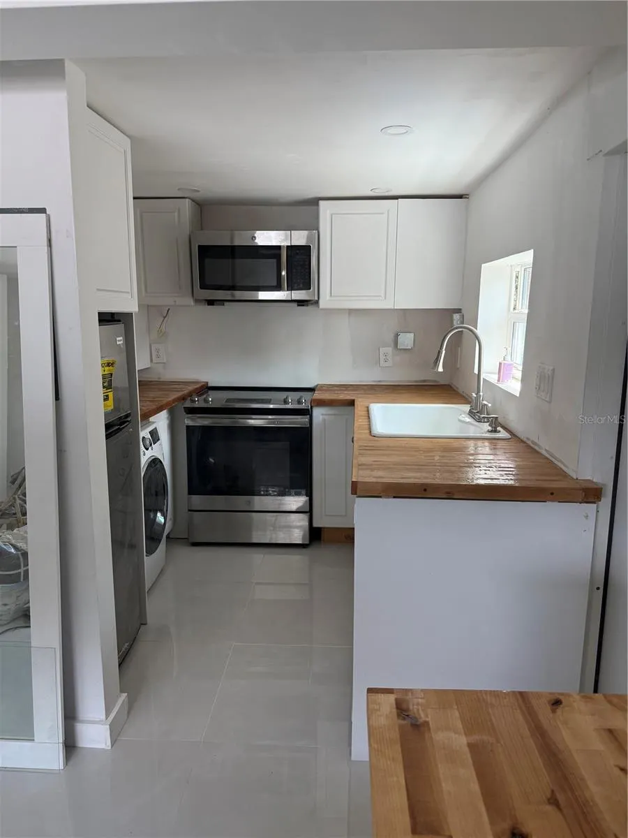 3959 ETON PL