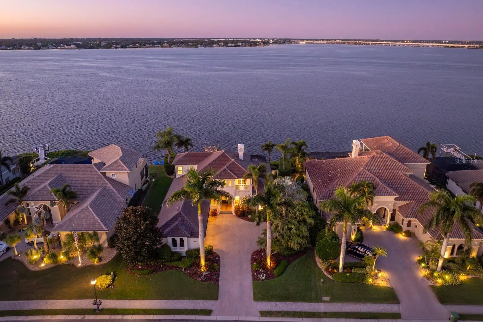 3619 HAWK ISLAND DR