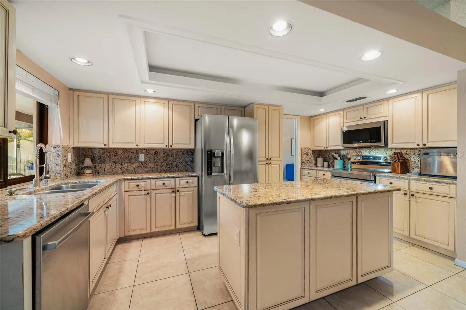 3408 FAIRFIELD TRL