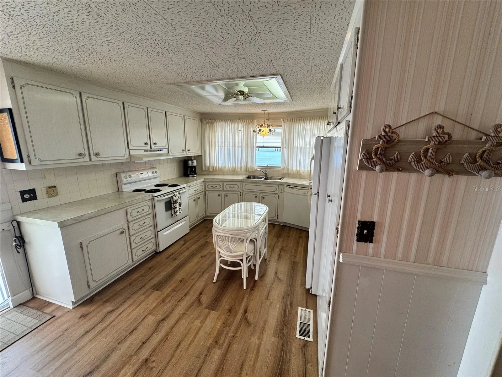 2331 BELLEAIR ROAD #804 #804