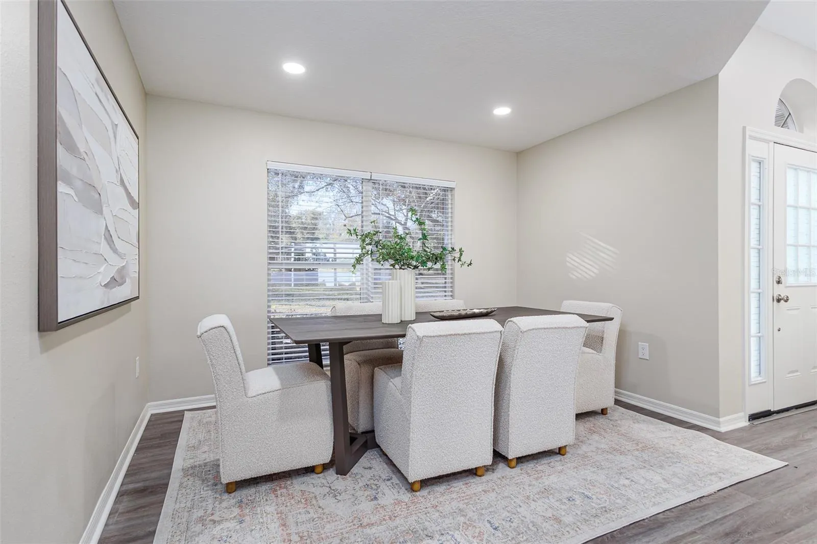 411 EDGEWATER DR