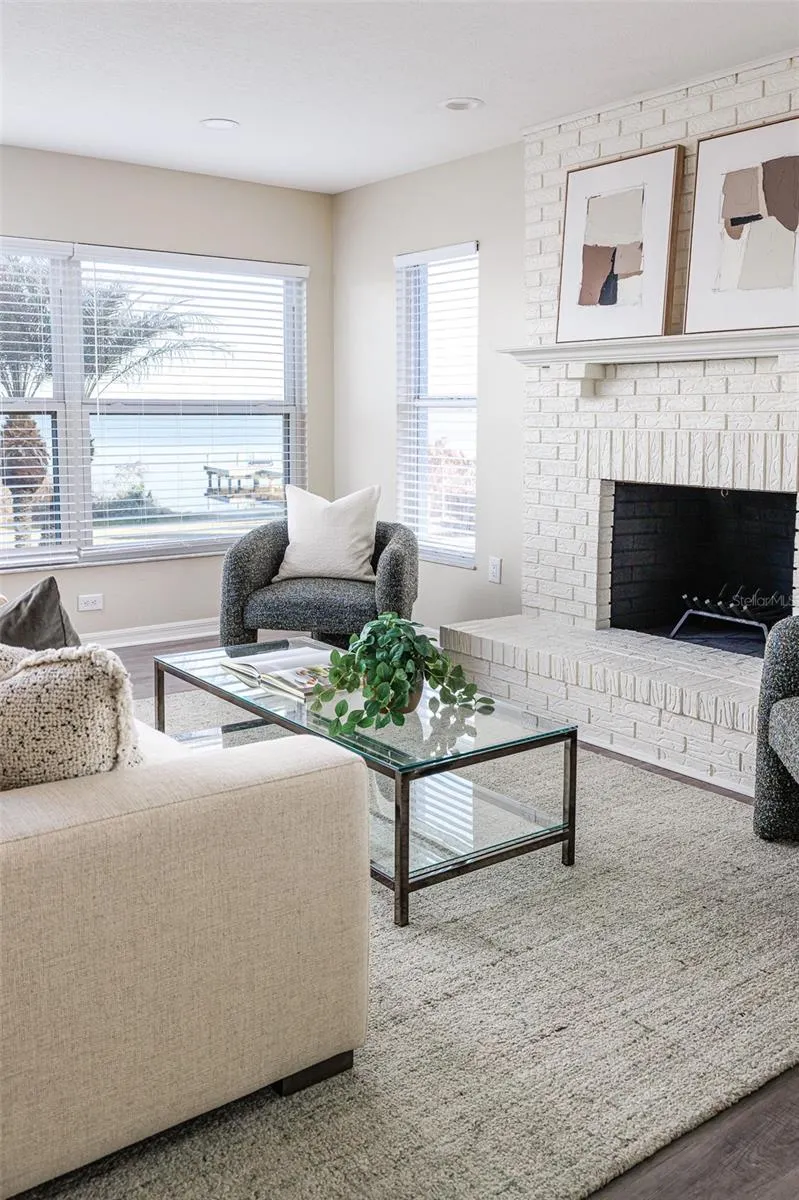 411 EDGEWATER DR