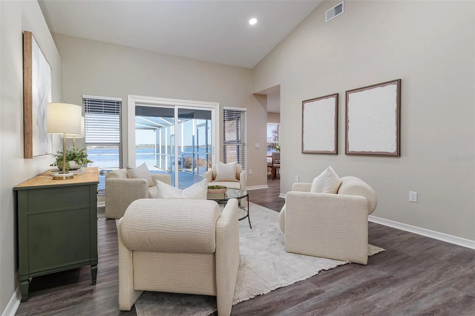 411 EDGEWATER DR