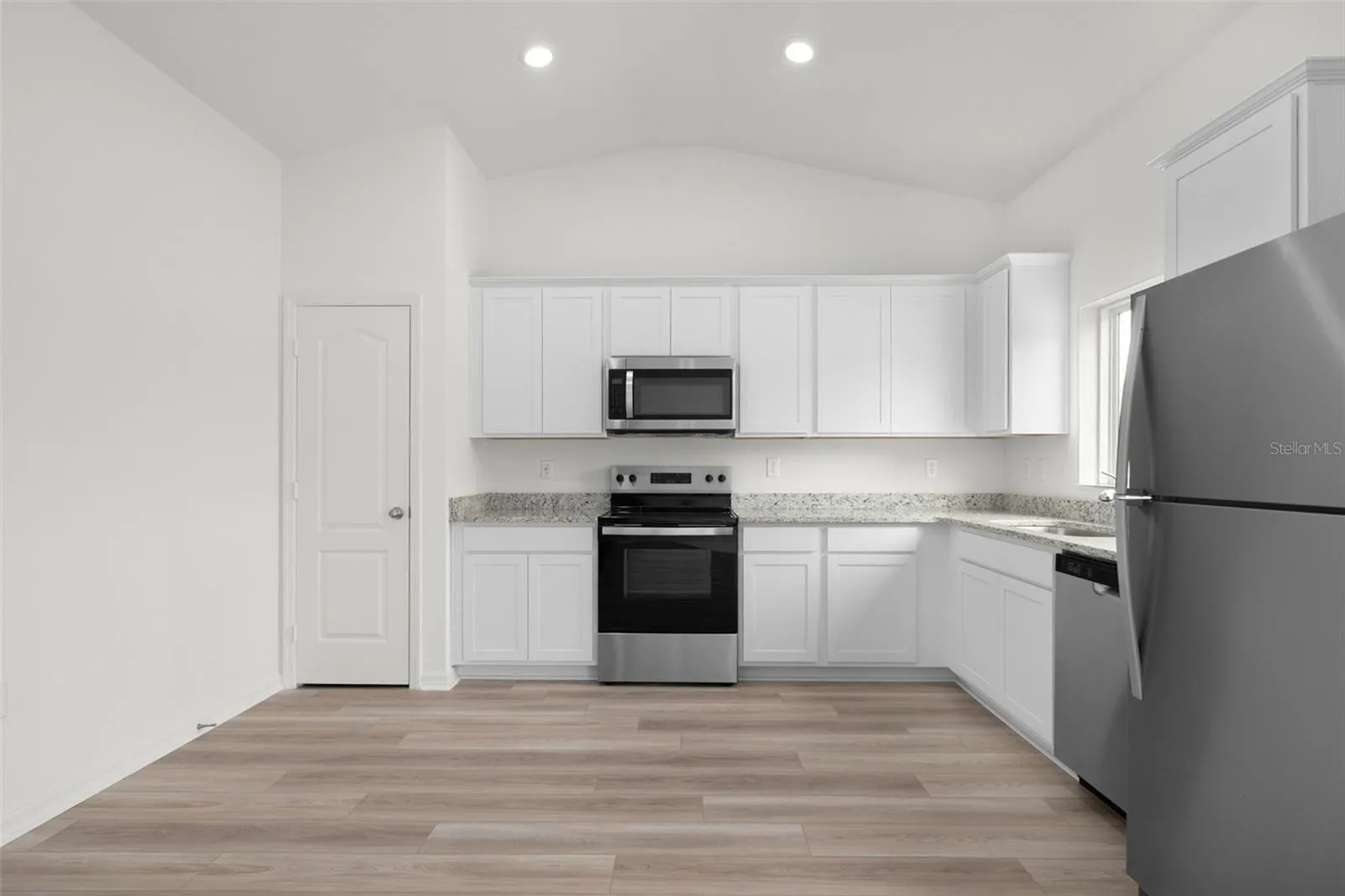13323 TULA LOOP