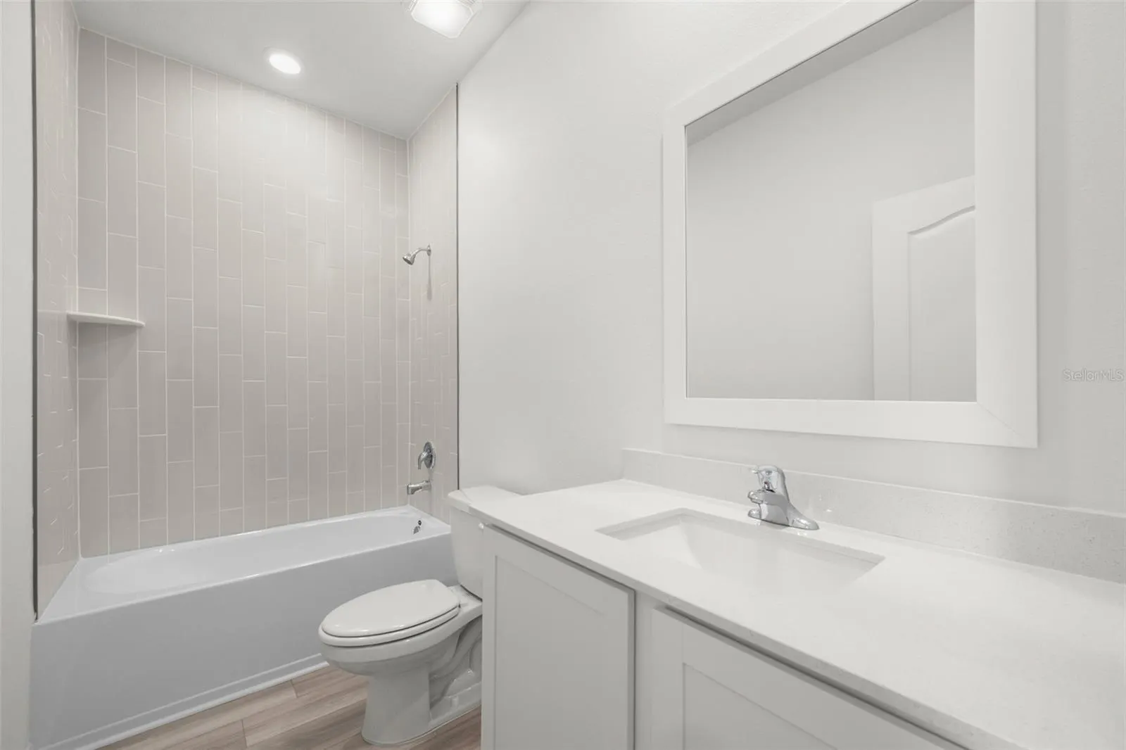 13323 TULA LOOP